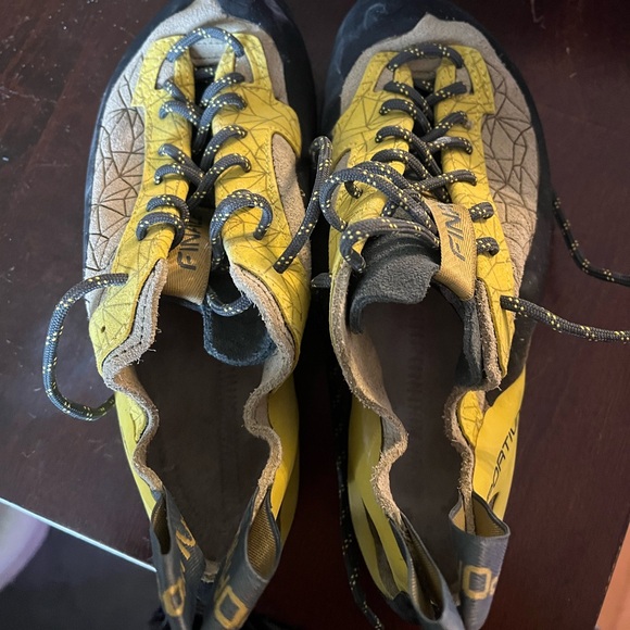 La Sportiva Finale climbing shoes - Picture 3 of 4